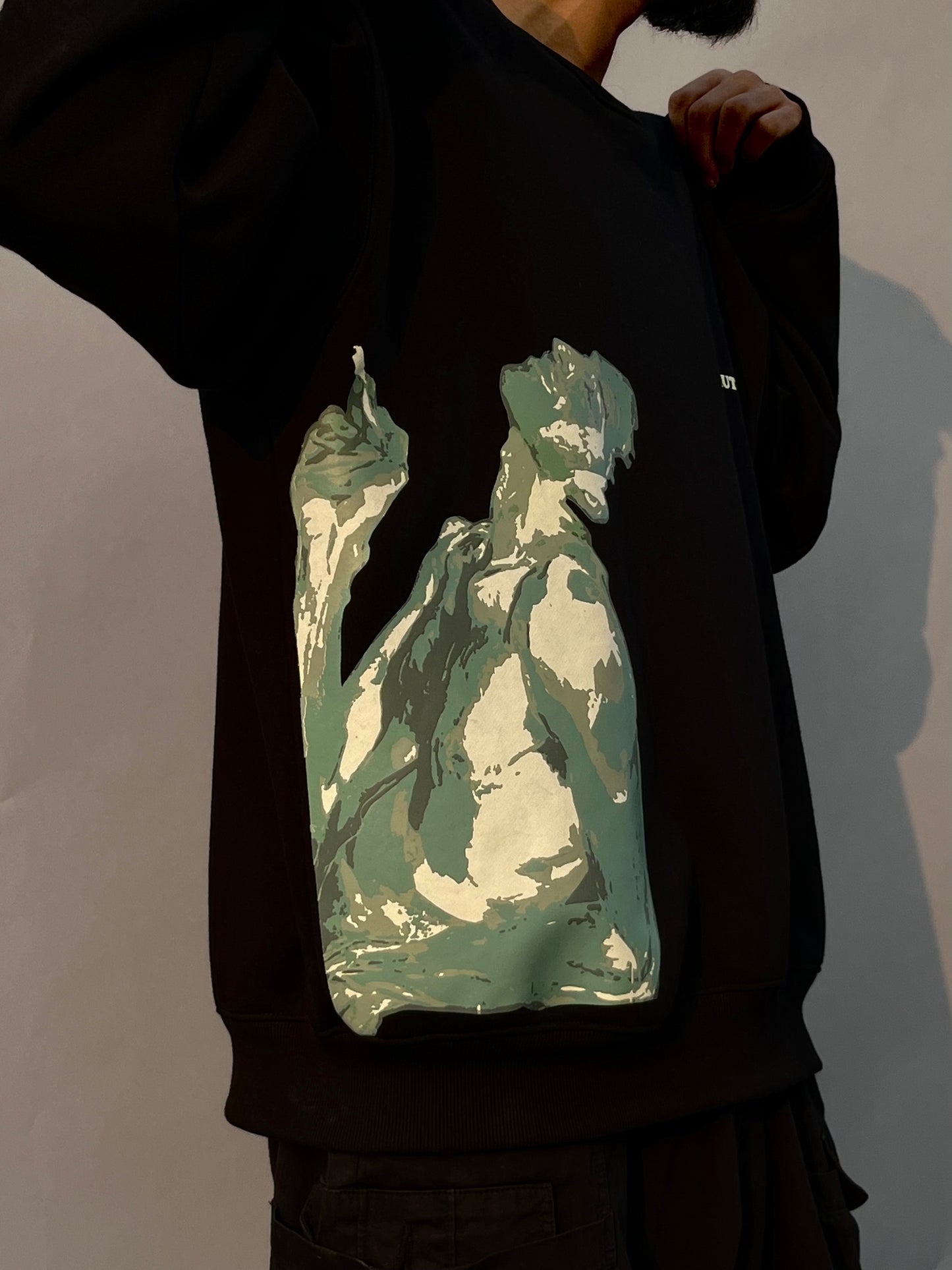 Nashee Sweatshirt