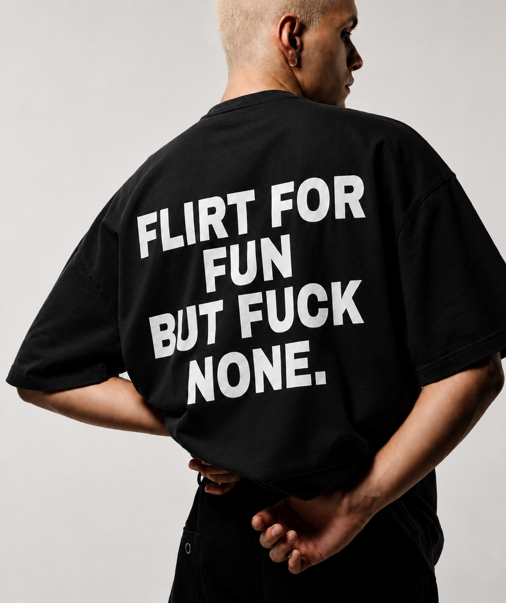 Black Statment tee